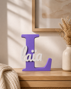 Lettre décorative L parme personnalisée avec le prénom Laia
